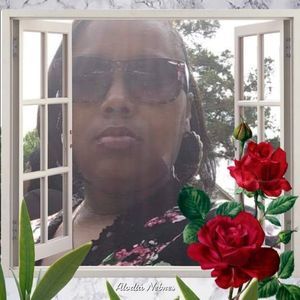 Meet your Posher, Carolyn